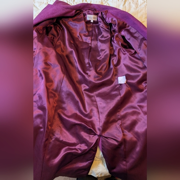 Chic Women's Raspberry Pea Coat - Picture 4 of 9